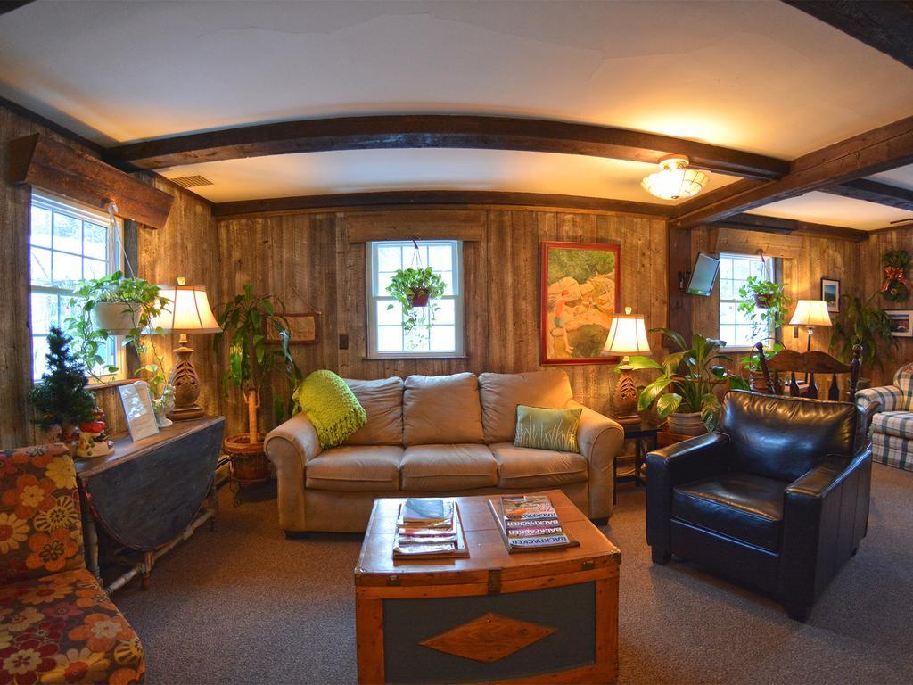 Hyde Away Inn Waitsfield Екстериор снимка